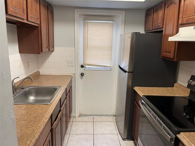 Foto del edificio - 331 SW 15th St