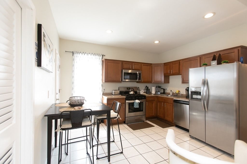 Foto principal - 67 Dakota St