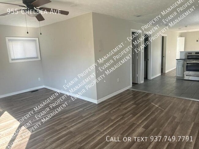 Foto del edificio - 955 Chelsea Ave