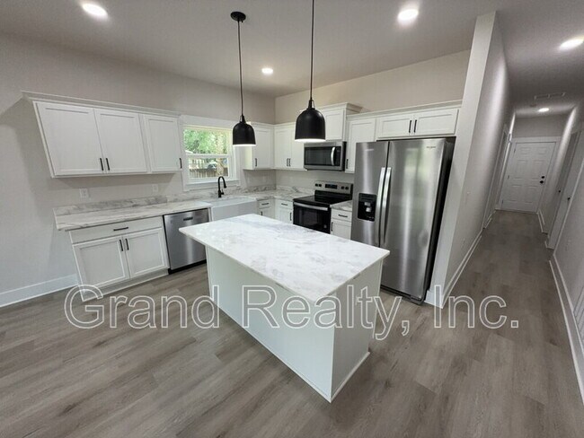 Foto del edificio - 5141 W Spencer Field Rd