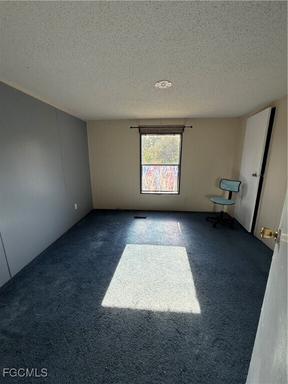 Foto del edificio - 1277 Derby Ln