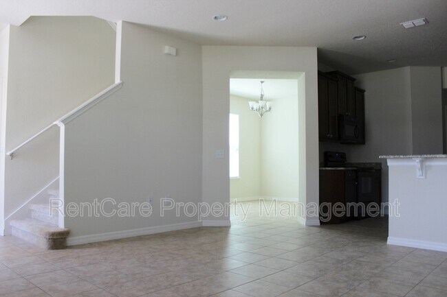 Foto del edificio - 10640 Reams Rd