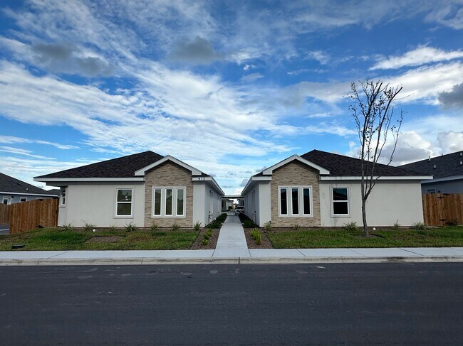 Foto del edificio - 912 N Abbey Ave