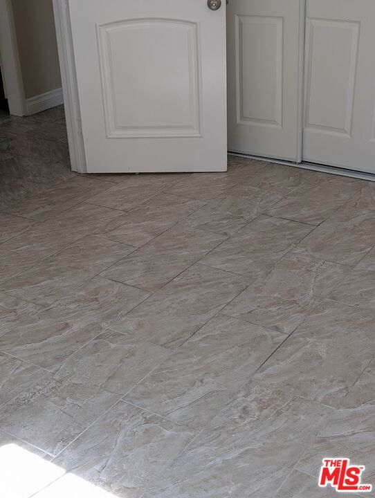Foto del edificio - 2509 E 109th St