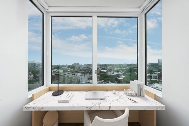 Foto del edificio - 1000 Maxwell Ln