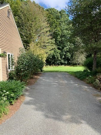 Foto del edificio - 80 Common St