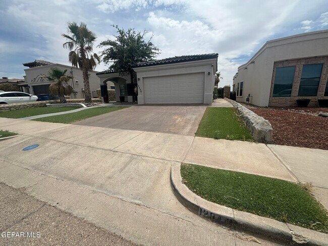 Foto del edificio - 12844 Cozy Cove Ave