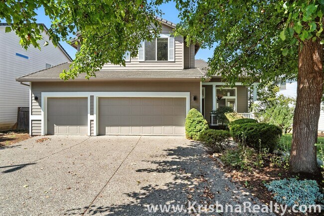 Building Photo - Charming 5 BD ¦ 2.5 BA ¦ Single Family Hom...