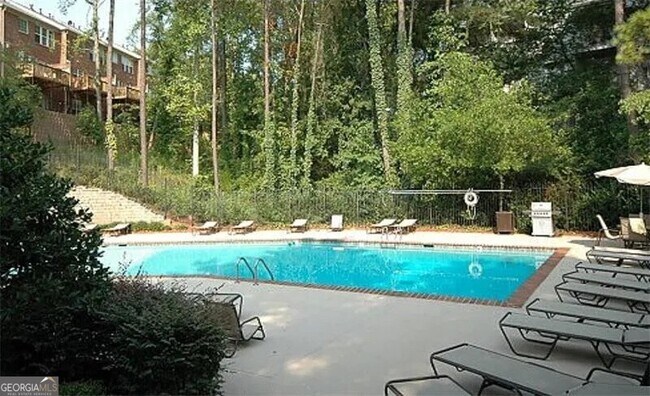 Building Photo - 3120 7 Pines Ct