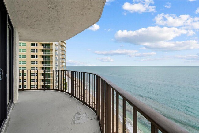 Foto del edificio - 5420 N Ocean Dr