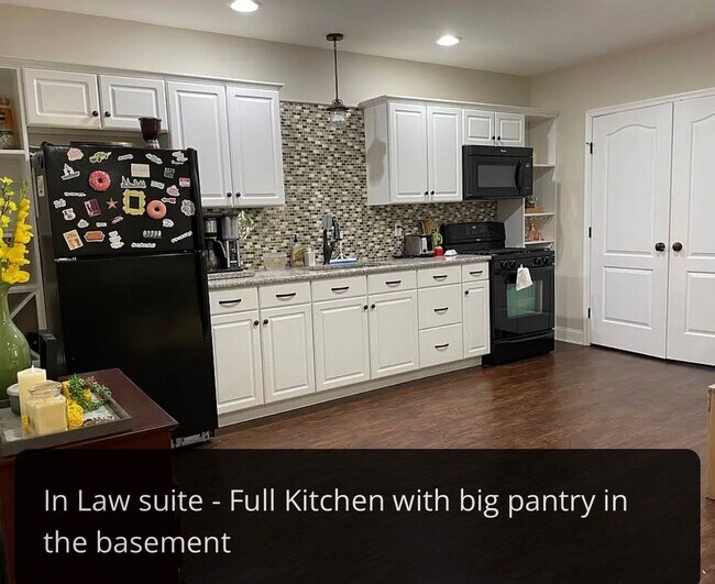 Foto del edificio - 9 Wharton Dr