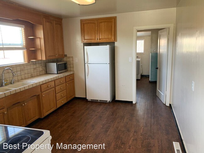 Building Photo - 3 br, 1.5 bath House - 6059 Sellers Avenue