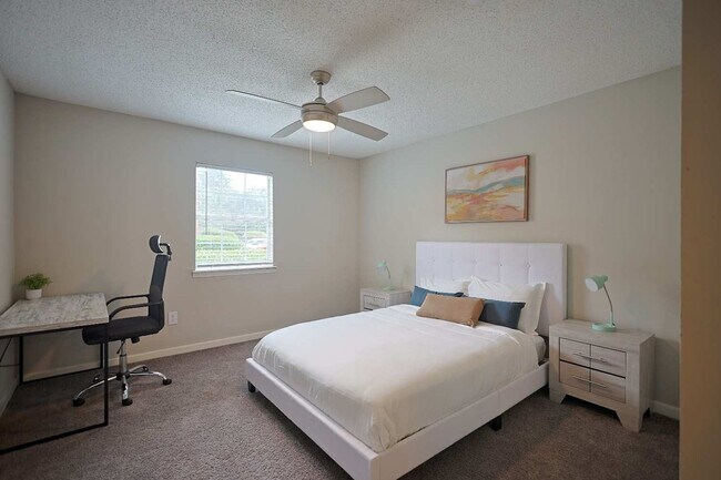 Foto del edificio - 50 Northtown Dr