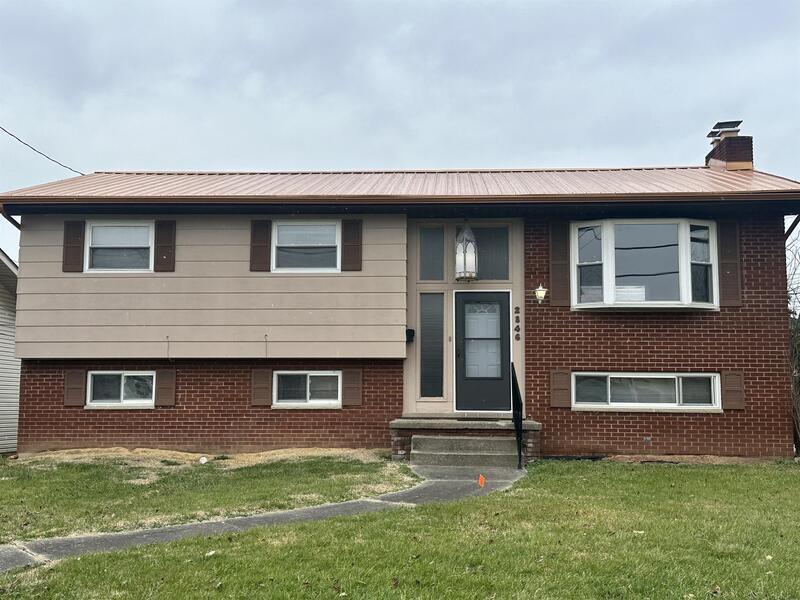 2846 Virginia Ave, Hurricane, WV 25526 House Rental in Hurricane, WV