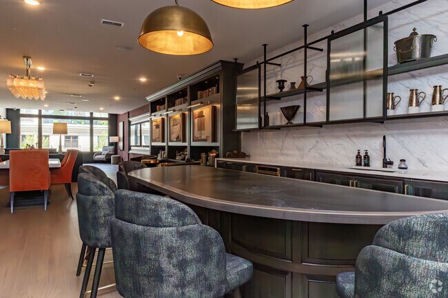 Clubroom - Madison and Madison North