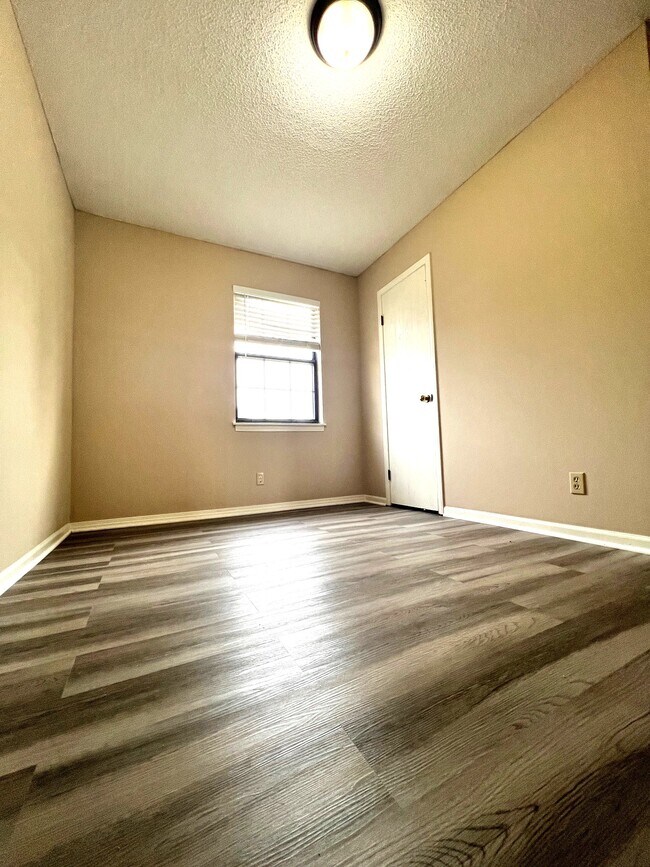 Foto del edificio - 206 N 9th St