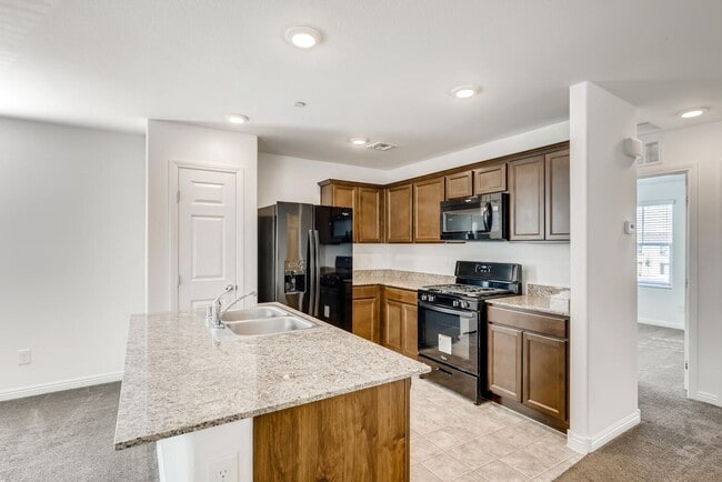 Foto del edificio - 3 Bedroom Townhouse in a Gated Northeast Community Near Nellis Air Force Base