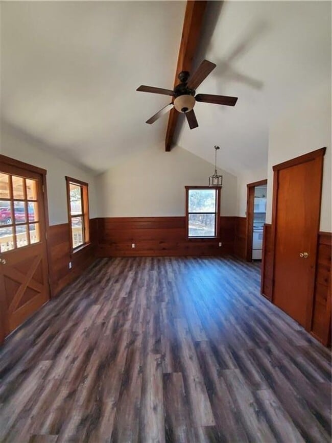 Building Photo - Cabin In Wimberley!