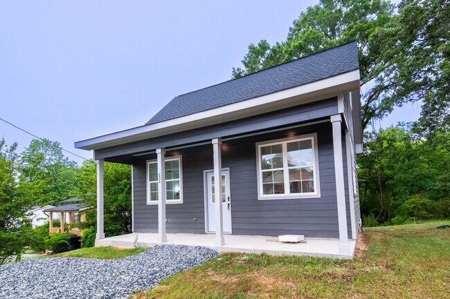 Foto del edificio - Brand New 2 Bed / 1 Bath Home with Loft