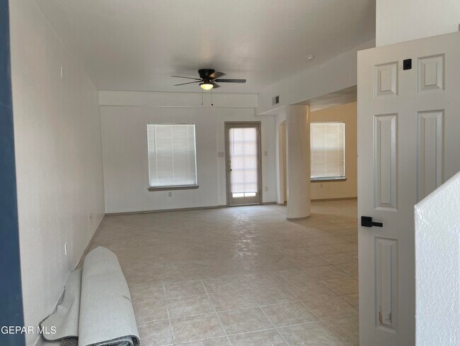 Foto del edificio - 12325 Tierra Arena Dr