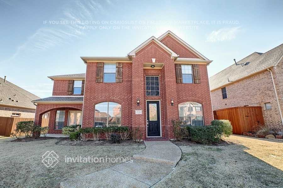 Foto principal - 721 W Talon Dr