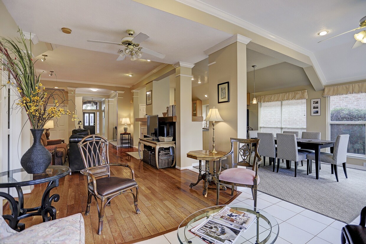 Foto del edificio - 7019 Lawler Ridge