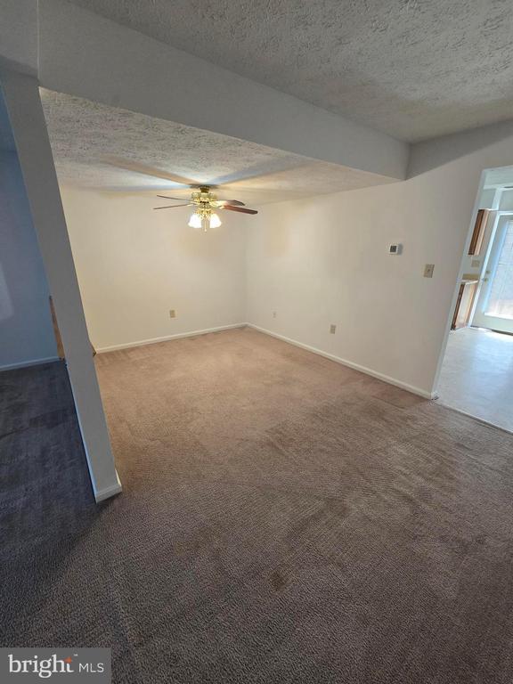 Building Photo - 6047 Sirenia Pl