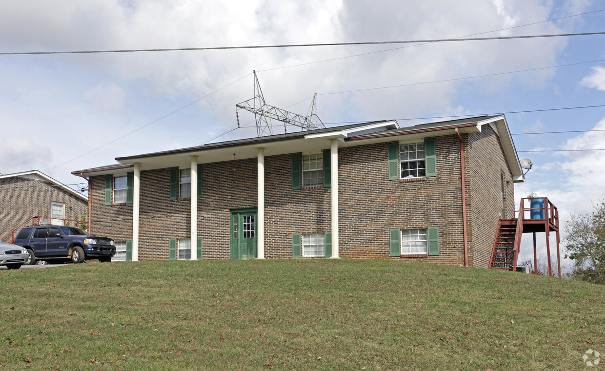 Building Photo - 300-600 Avery Dr