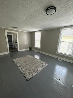 Foto del edificio - 526 E Fisher St