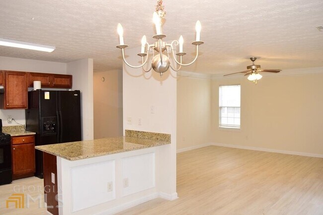 Foto del edificio - 43 Churchill Park Dr