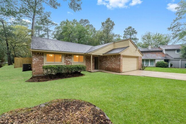 Building Photo - 983 N Red Cedar Cir