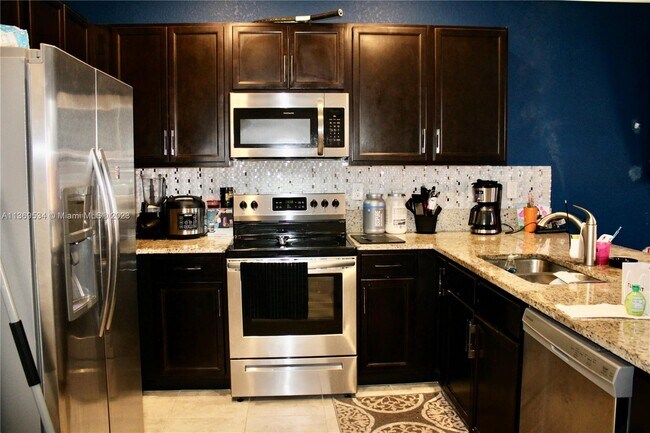 Building Photo - 11379 SW 250th Terrace