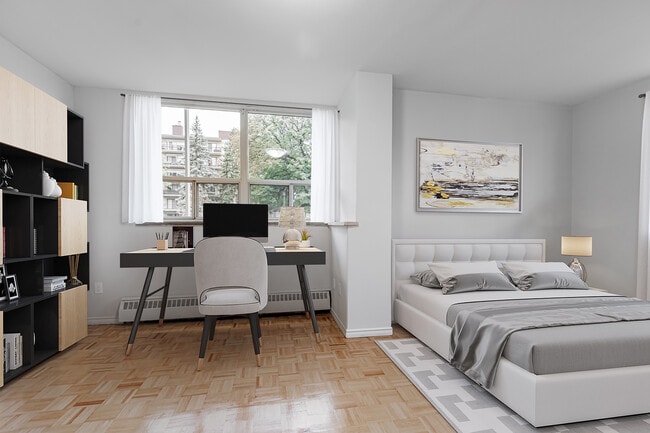 Building Photo - 4383 Bathurst Street