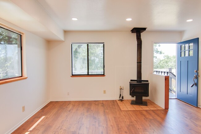 Building Photo - 3229-3233 Edison Street Graton, CA 95444