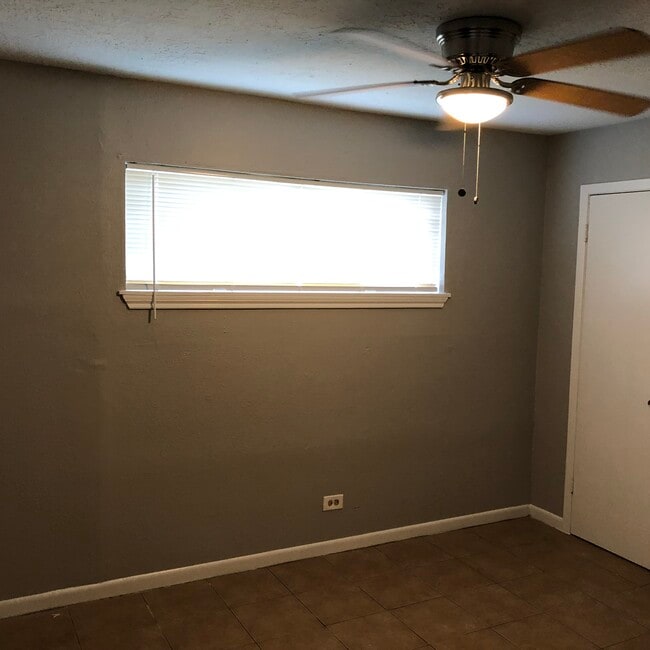 Bedroom - 2200 S Gordon St
