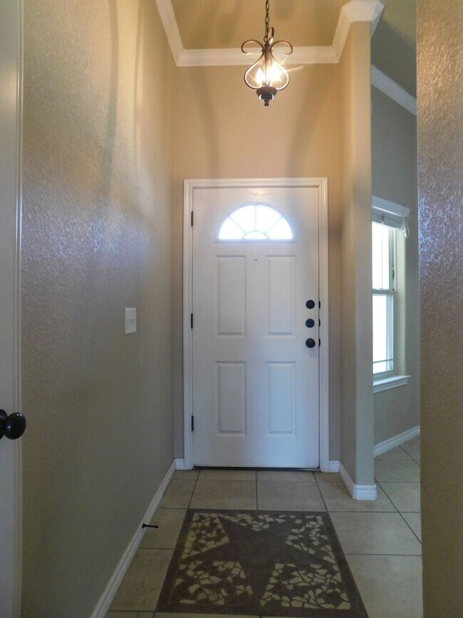 Foto del edificio - Available NOW!!!! Lovely home located in G...