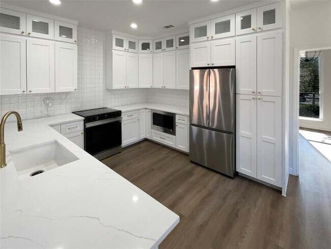 Foto del edificio - 6211 Crested Butte Dr