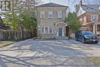 Building Photo - 1-389 DUFFERIN Ave