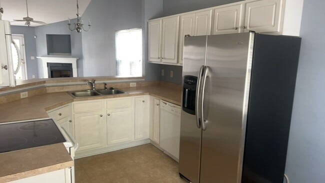 Building Photo - 901 True Street Unit C