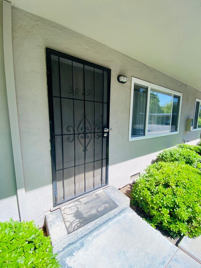 Foto del edificio - 3029 Emerson St