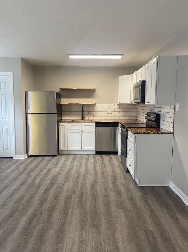 Foto del edificio - 1bd/1bath available in S. Knox