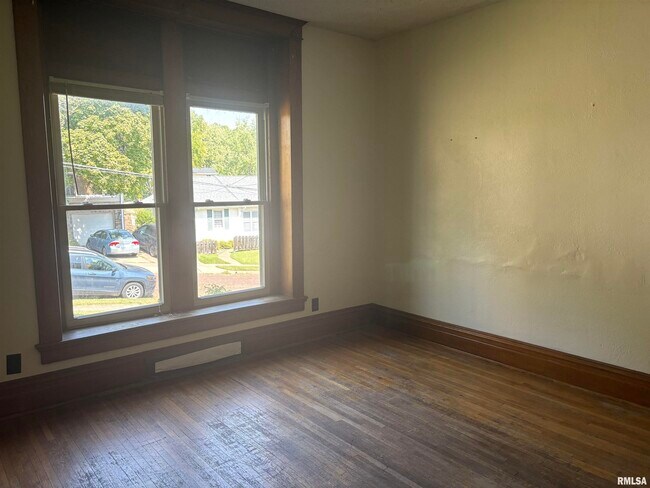 Foto del edificio - 2319 East St