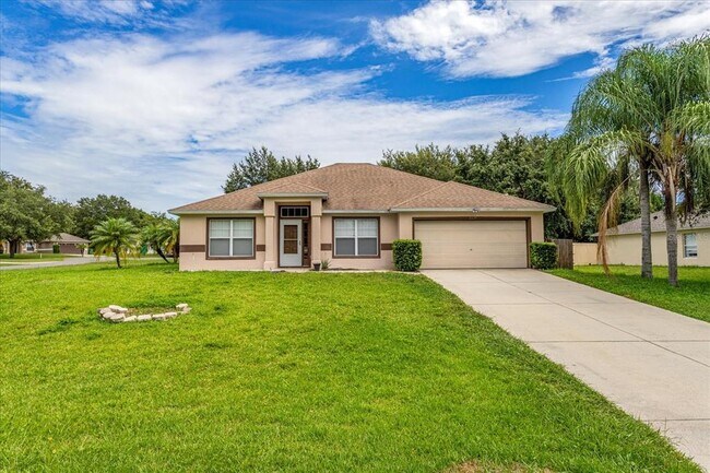Building Photo - 2235 Lake Pointe Cir