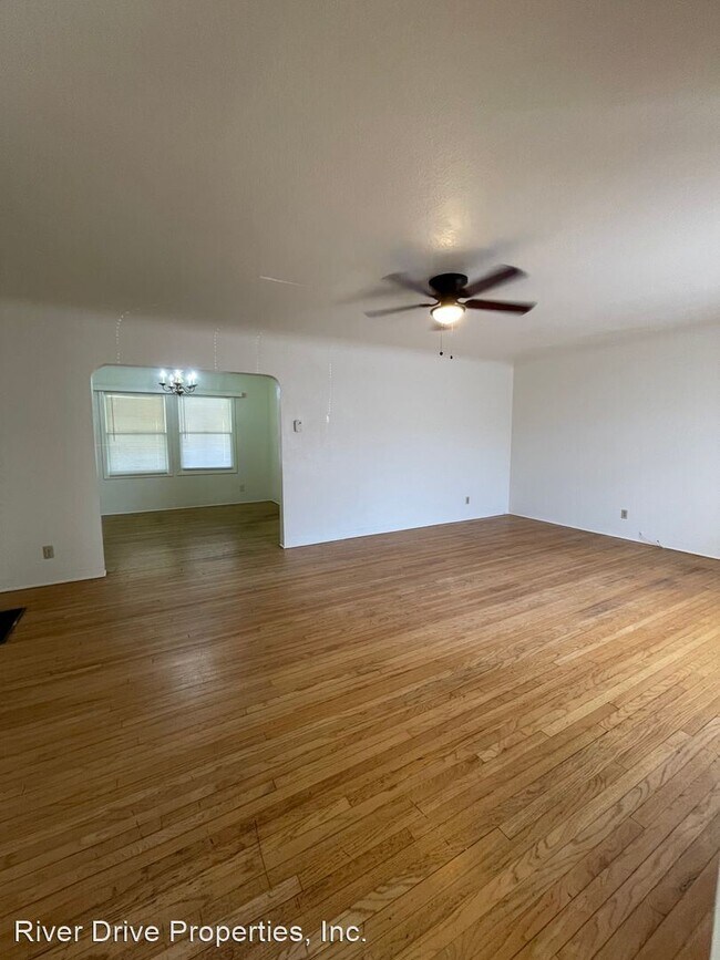 Building Photo - 3 br, 2 bath House - 640 North O Street