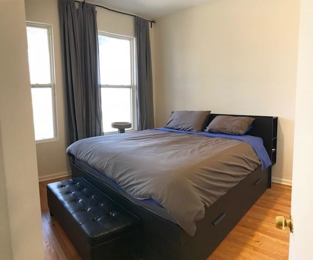 Dormitorio 1 - 4812 S Indiana Ave