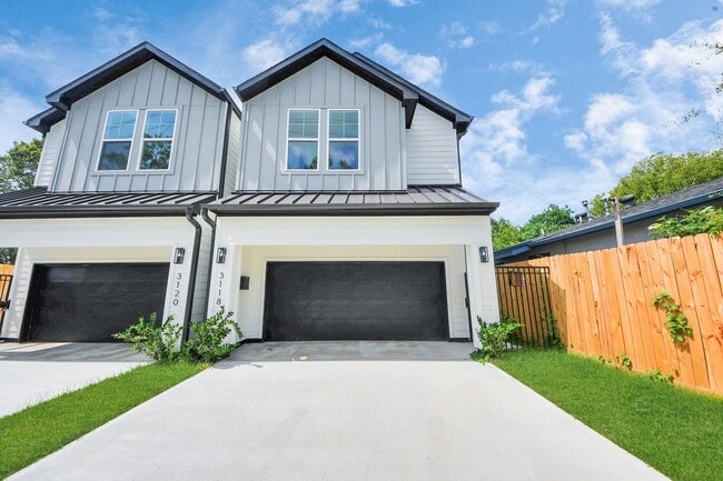 Building Photo - 3118 Wentworth St