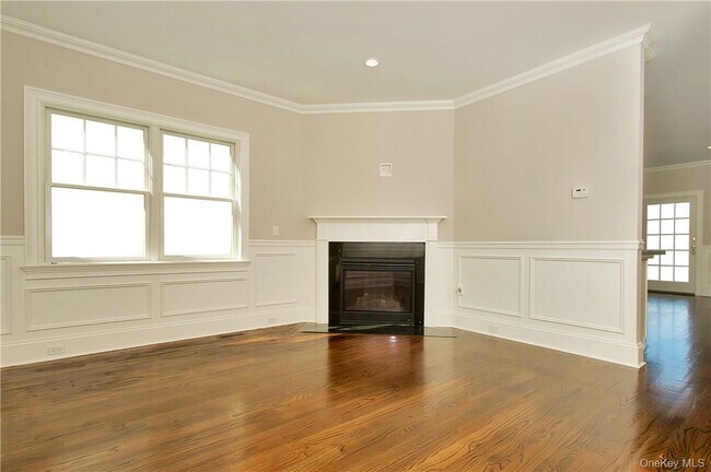 Building Photo - 149 Lincoln Ave