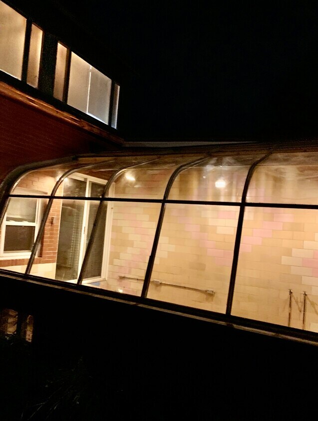 Greenhouse @ night - 537 W Chestnut St