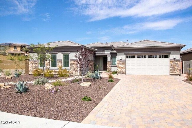Building Photo - 6638 Roy Rogers Rd