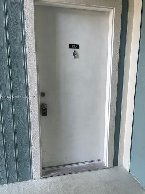 Foto del edificio - 19740 SW 103rd Ct